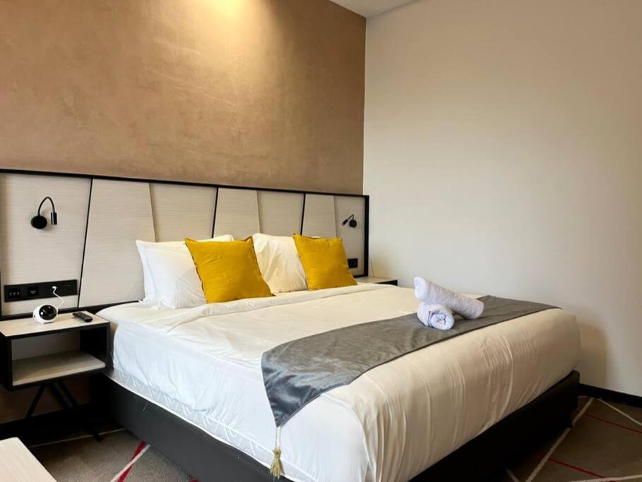 #211 M101 Dang Wangi Klcc View Pool By Livin Apartman Kuala Lumpur Kültér fotó